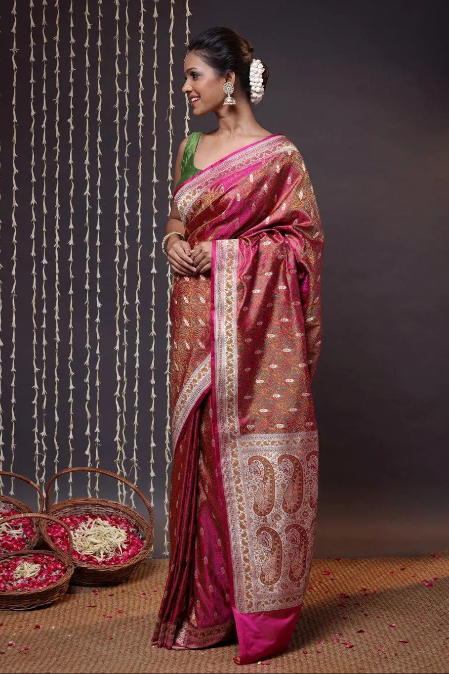 Stunning Handloom Magenta Pure Silk Tanchoi Banarasi Saree With Zari | SILK MARK CERTIFIED | SHOBITAM