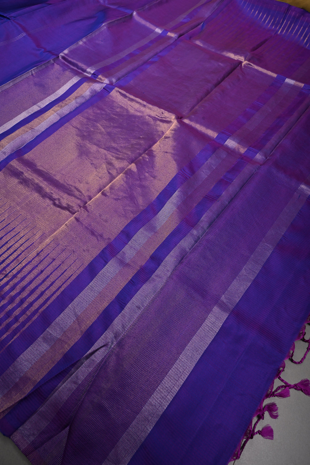 Blue-Purple Dual Tone Borderless Kanjivaram Soft Silk Saree with Vairaoosi Temple Design  | SILK MARK CERTIFIED | SHOBITAM