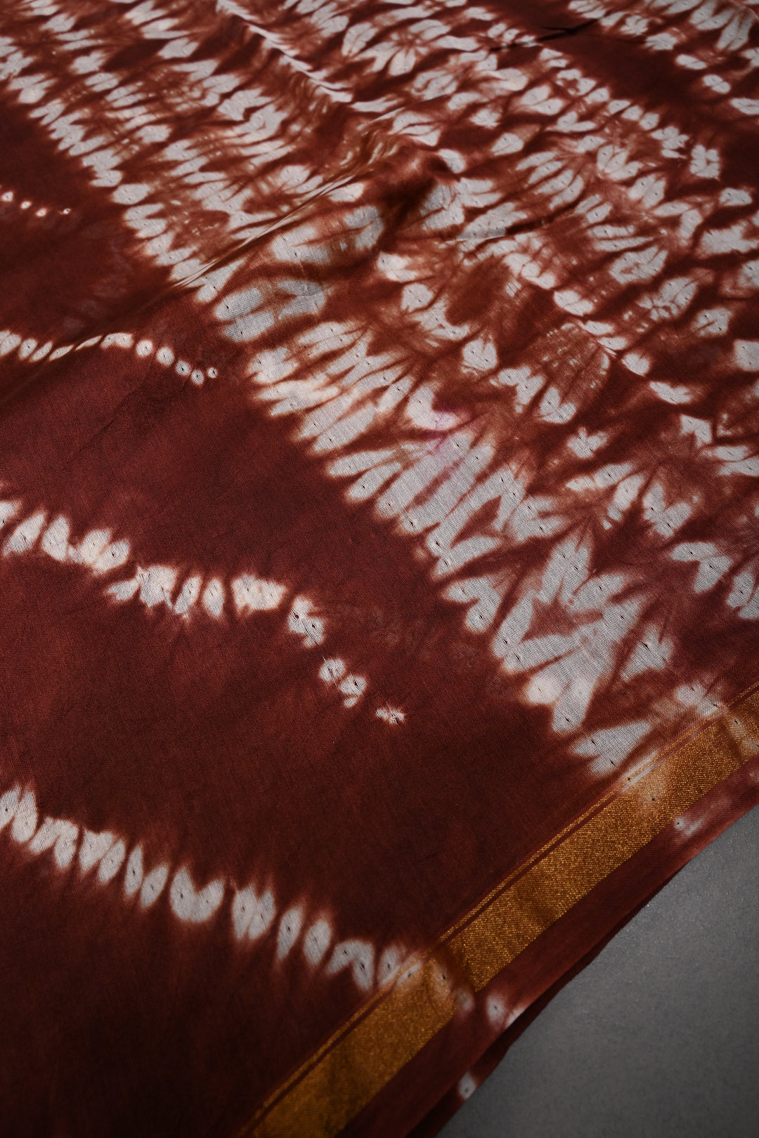 Maroon Shibori Bagru Handblock Chanderi Silk Cotton Saree | SHOBITAM