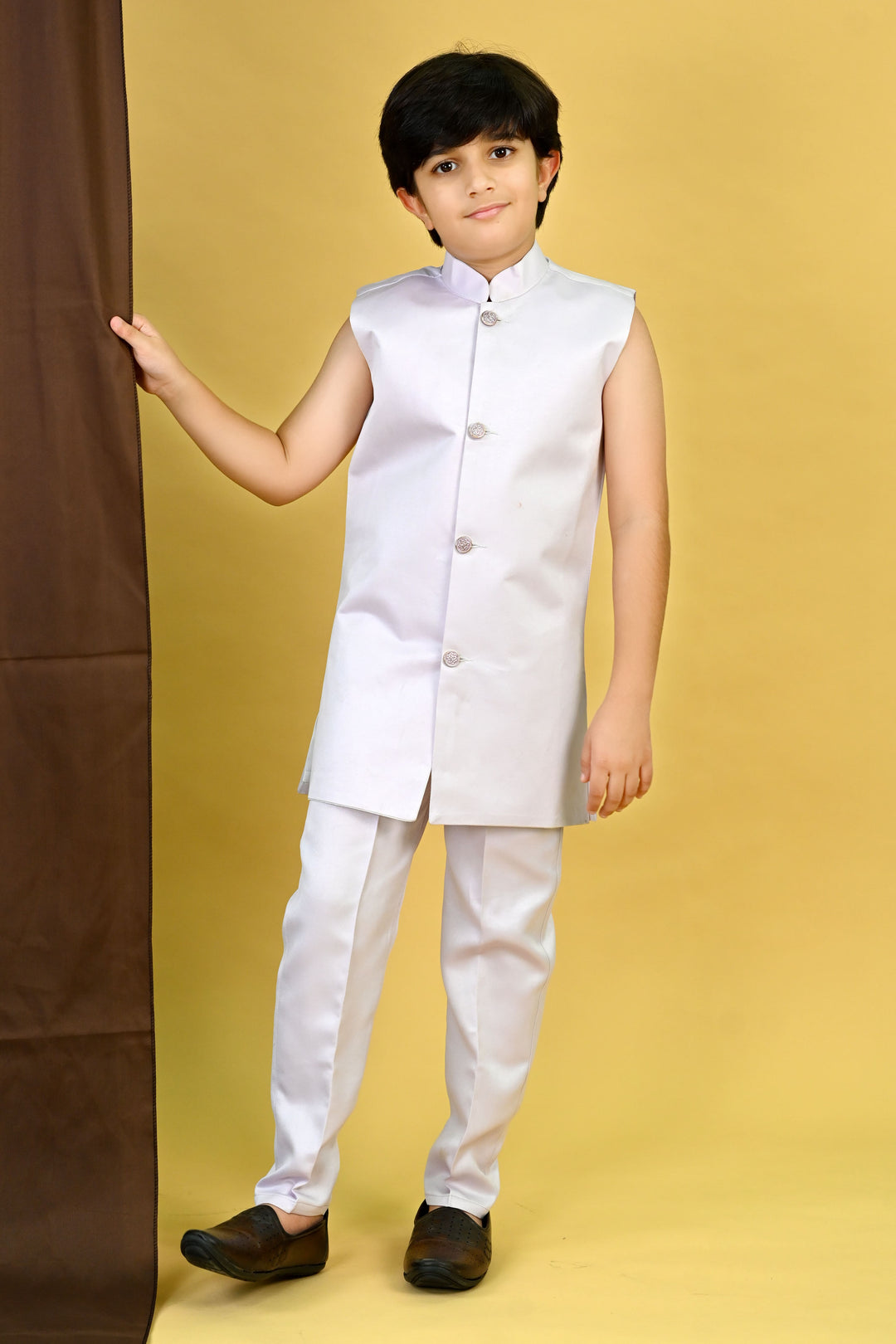 Boys Satin Geometric Embroidered Sequined Sherwani Shrug & Trousers Set with Necklace - Lavender | SHOBITAM
