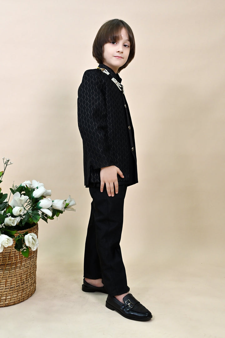 Boys Silk Blend Zigzag Jacquard Embroidered Sherwani Set - Black | SHOBITAM