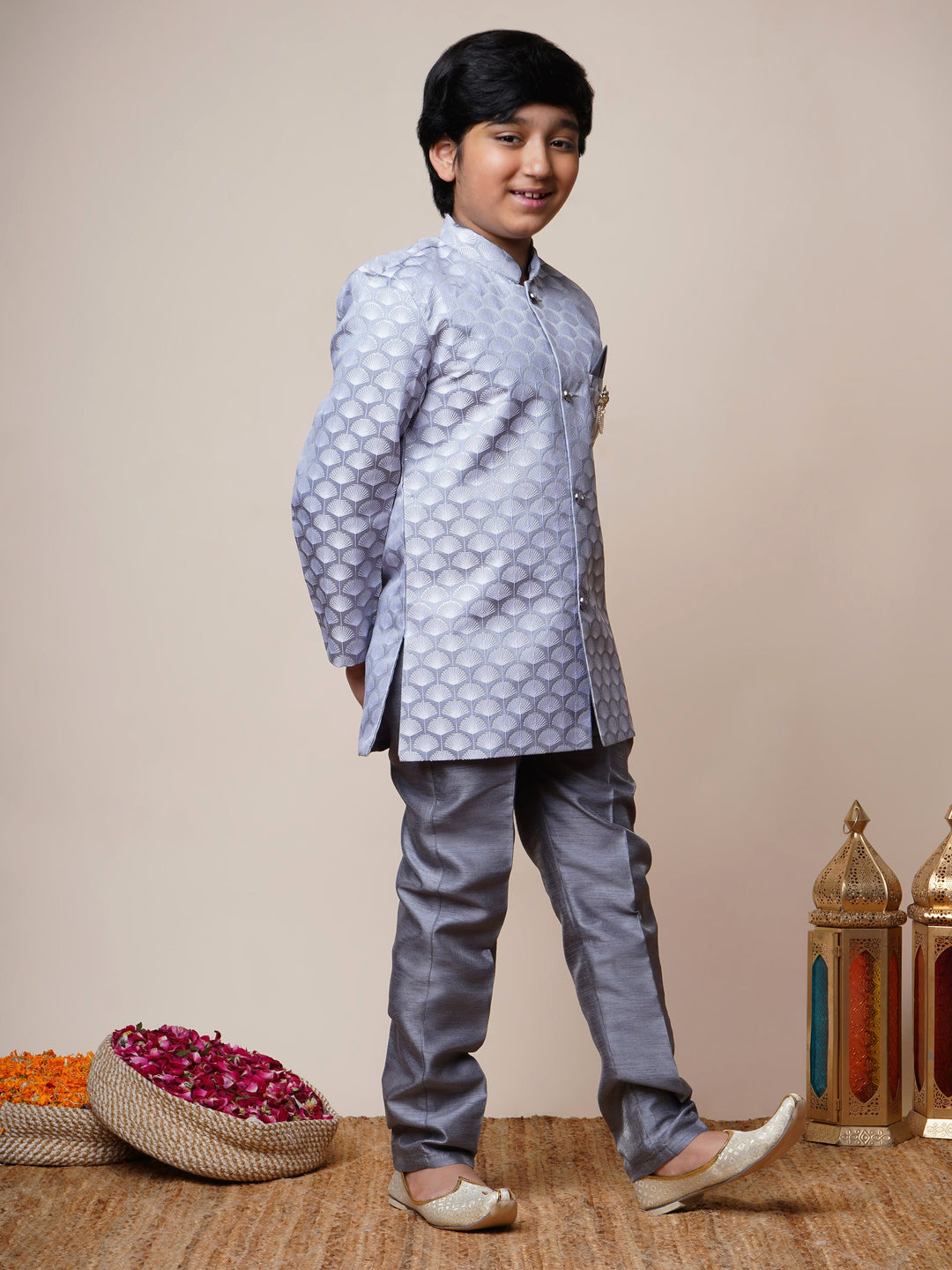 Boys Jacquard Scallop Motifs Sherwani Set with Trousers - Grey  | SHOBITAM