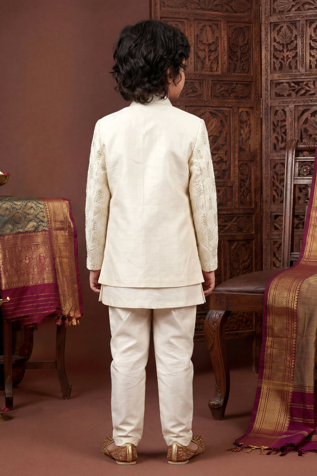 Boys Cotton Silk Geometric Embroidered Sherwani & Trouser Set with Jacket & Necklace - Off White
