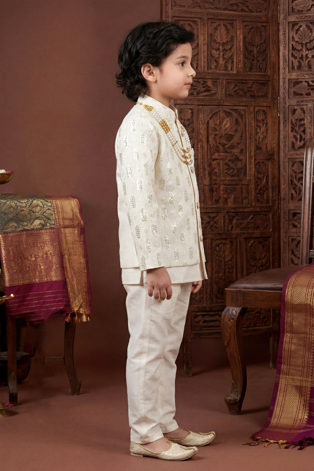 Boys Cotton Silk Geometric Embroidered Sherwani & Trouser Set with Jacket & Necklace - Off White