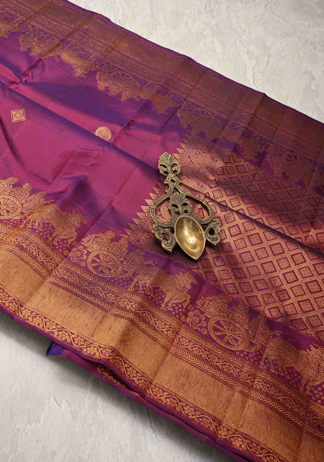 Purple Dual Tone Kanjivaram Silk Saree with Zari Buttas and Bullock Cart Procession Zari Border | SILK MARK CERTIFIED