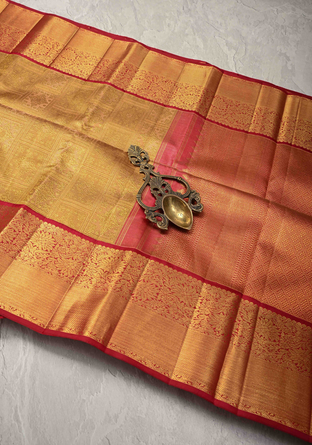 Gold Korvai Tissue Kanjivaram Pure Silk Saree with Geomatric Brocade and Contrast Zari Border | SILK MARK CERTIFIED