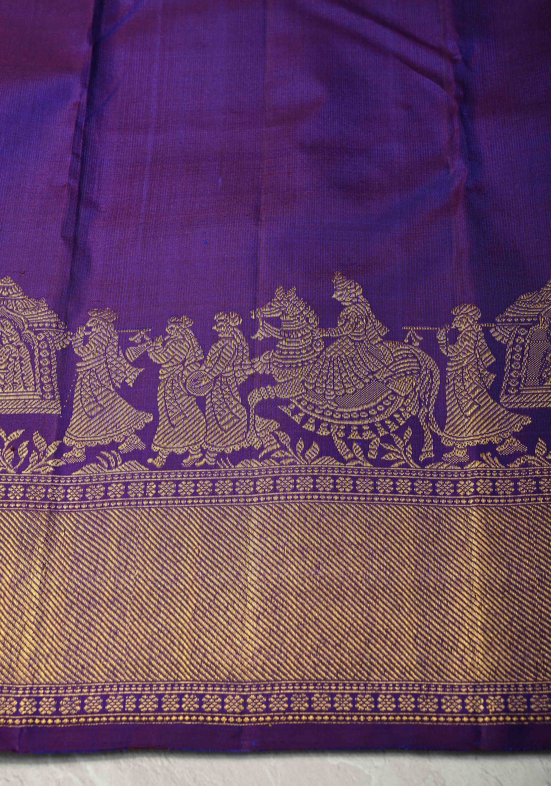 Purple Dual Tone Kanjivaram Silk Saree with Zari Buttas and Bullock Cart Procession Zari Border | SILK MARK CERTIFIED