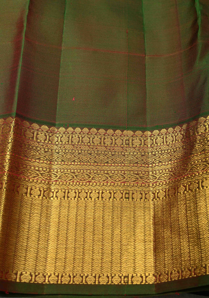 Maadular Green Red Pure Kanjivaram Silk Saree with Geomatric Brocade and Zari Border | SILK MARK CERTIFIED