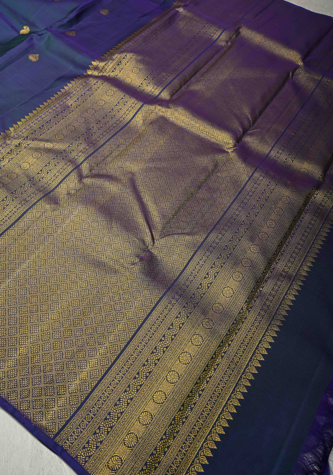 Blue Pure Kanjivaram Silk Saree with Zari Buttas and Vanasingaram  Zari Border | SILK MARK CERTIFIED