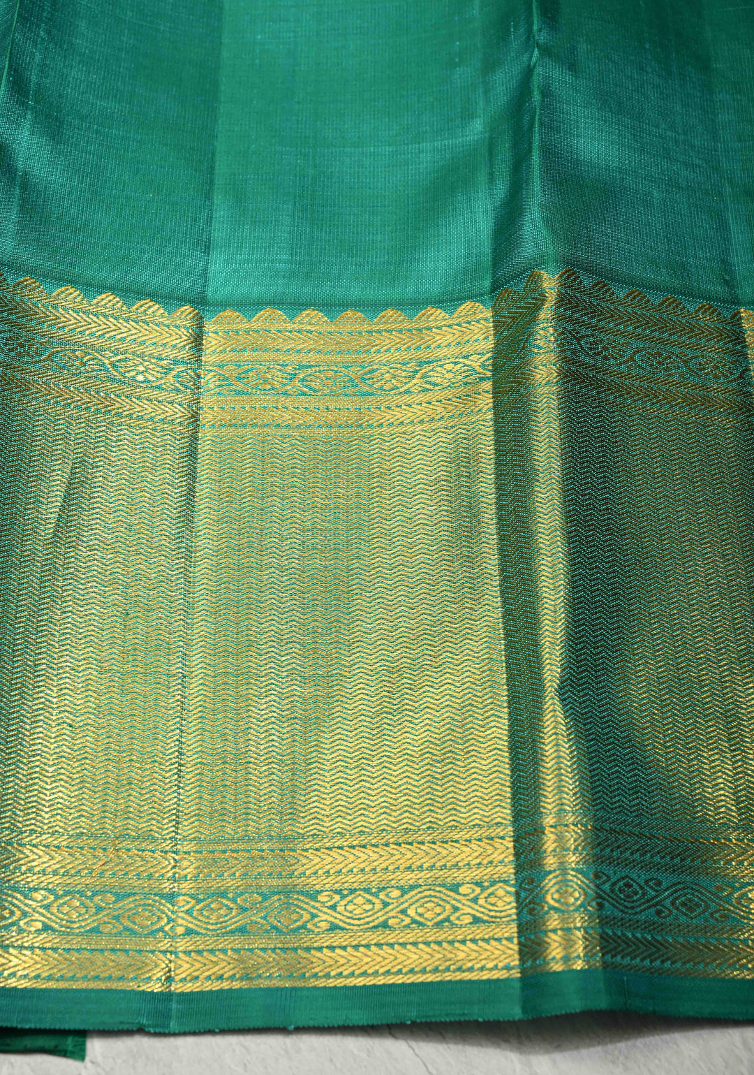 2 gm zari Lavender Korvai Kanjivaram Pure Silk Saree With Patola Brocade and Contrast Wide Zari Border | SILK MARK CERTIFIED