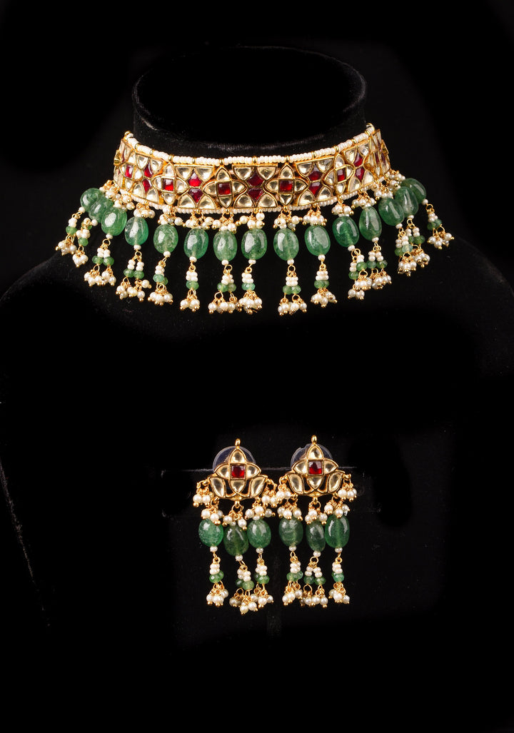 Exquisite 3 layer Jadau Necklace Set with Macthing earrings