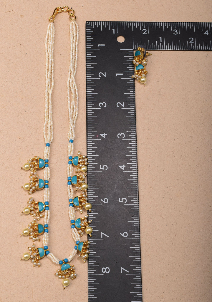 Feroza : Lightweight Ahmedabadi Jadau Necklace and earrings set with 11 dangling units