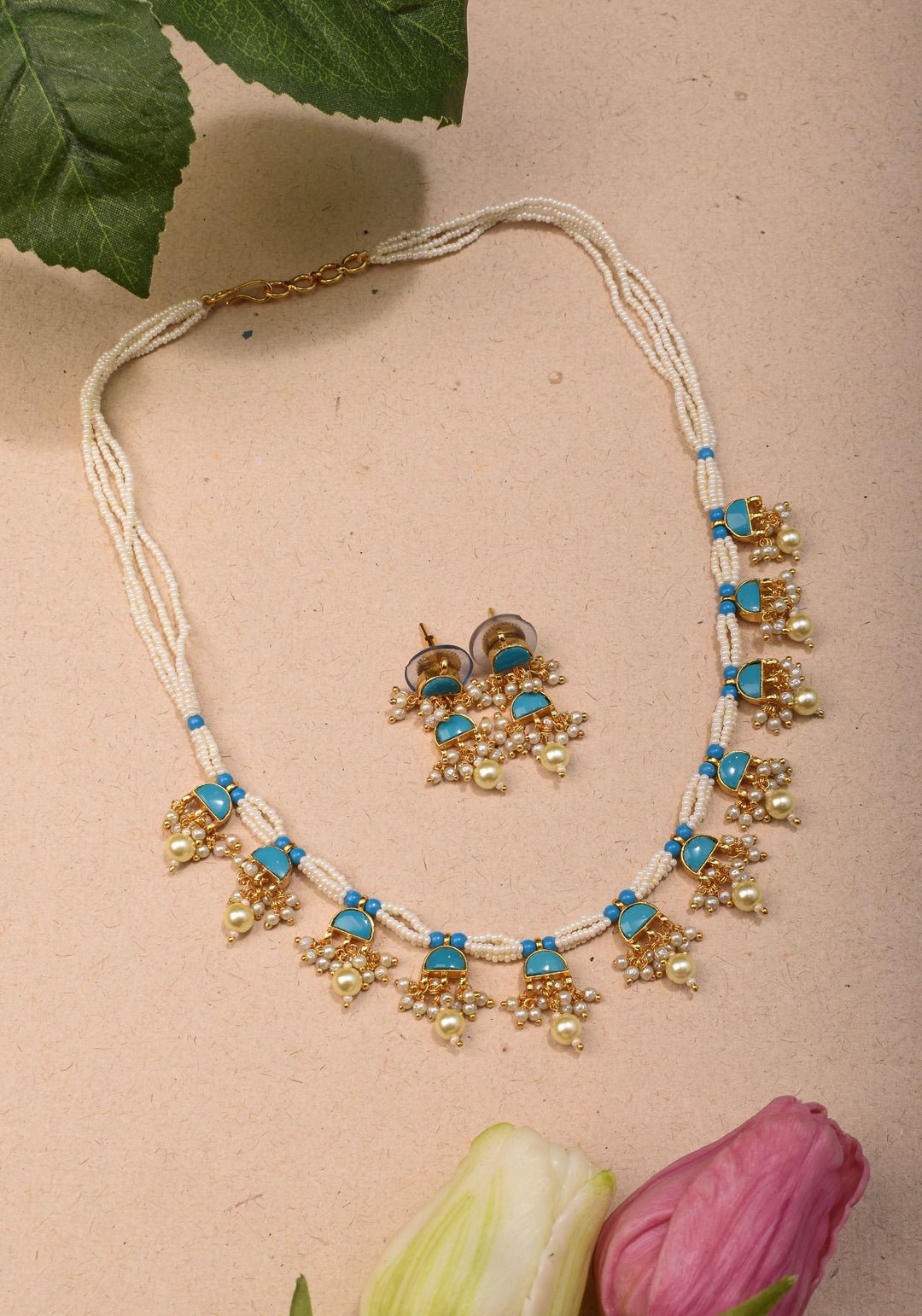 Feroza : Lightweight Ahmedabadi Jadau Necklace and earrings set with 11 dangling units
