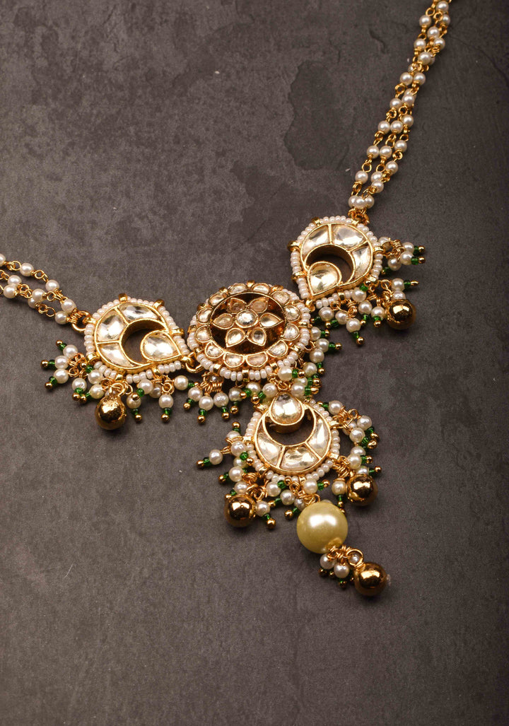 Delicate Multistrand Necklace with Ahmedabadi Kundan Jadau Pendant