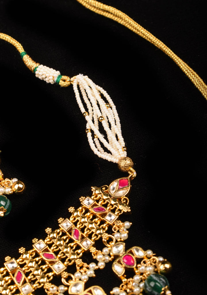 Antique Multistrand Gold Tone Flexible Floral design Simple Necklace Set with green dangling beads