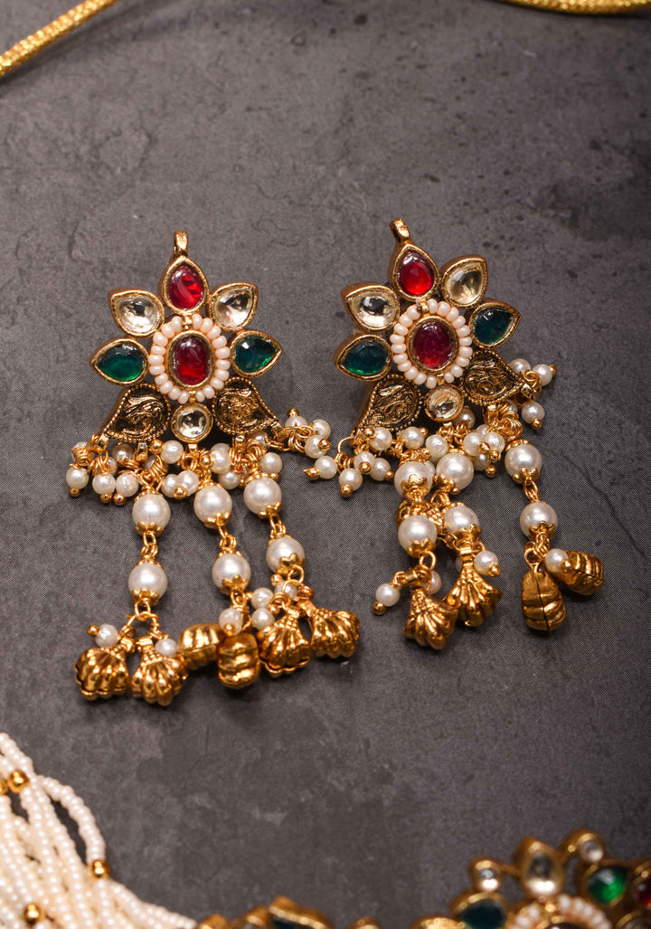 White Ahmedabadi kundan multistrand necklace set with dangling pearl | Shobitam Jewelry