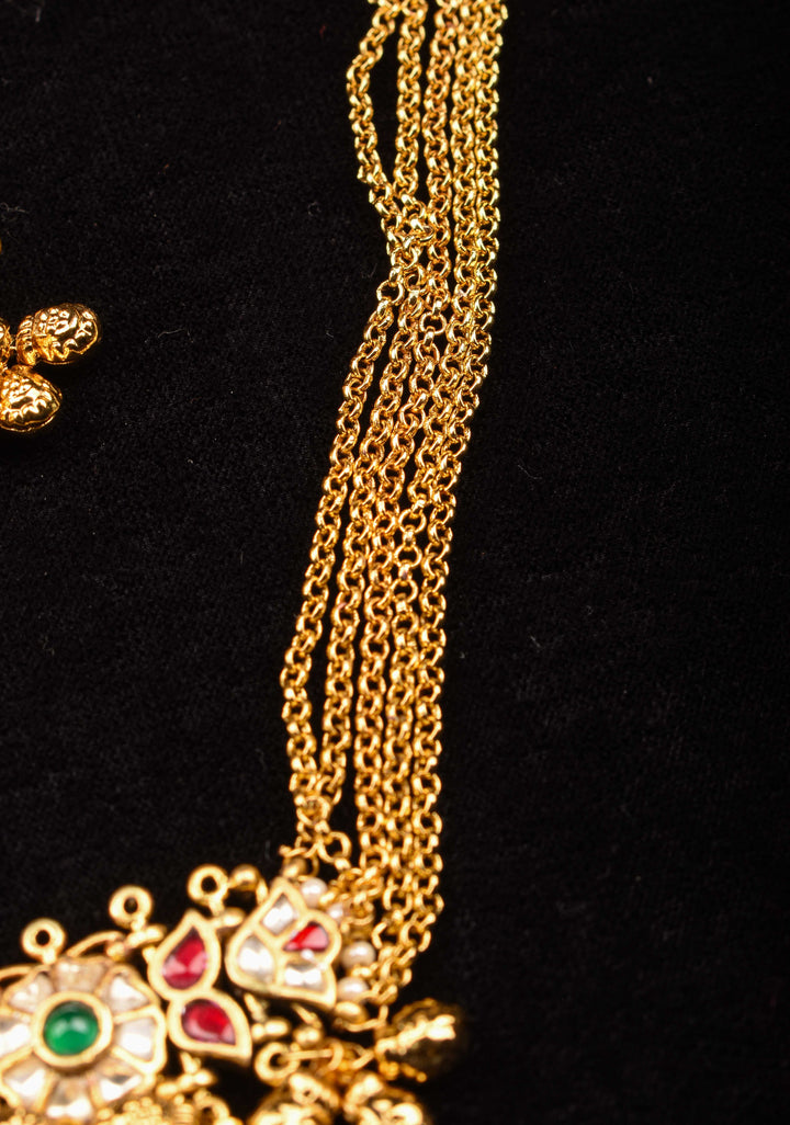 5-Strand Gold Chain Necklace Set with Floral Pendant and Pearls