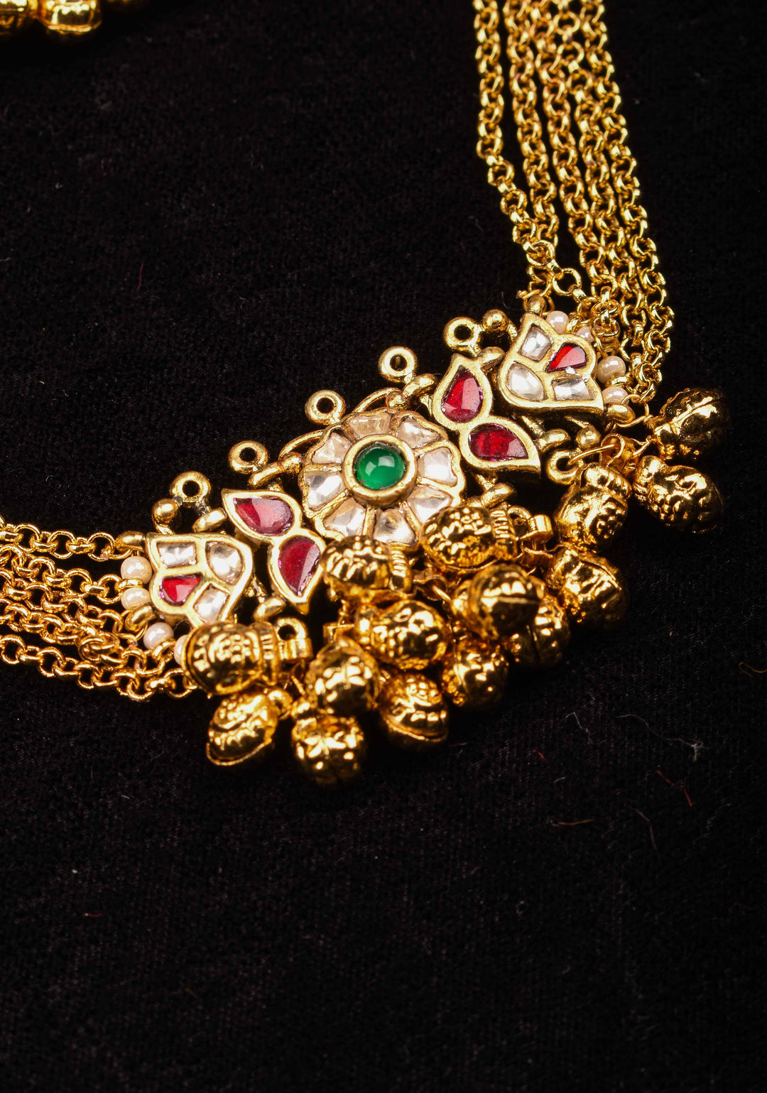 5-Strand Gold Chain Necklace Set with Floral Pendant and Pearls