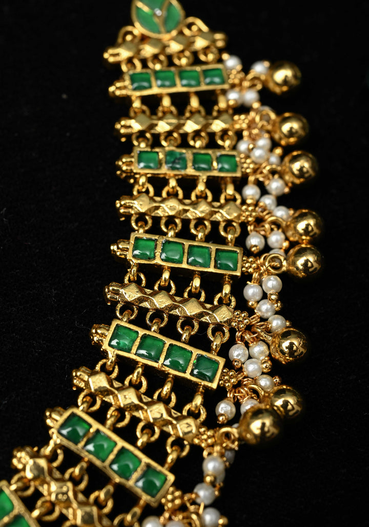 Ahmedabadi Jadau Linkig design Necklace Handmade Set with Green stone Embellishments and Beads Drops