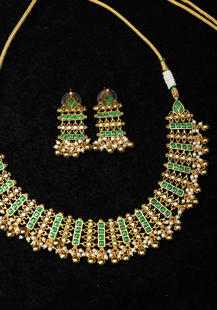 Ahmedabadi Jadau Linkig design Necklace Handmade Set with Green stone Embellishments and Beads Drops