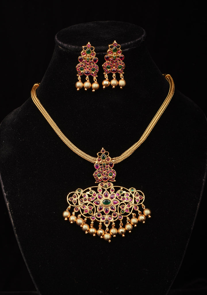 Peacock and flower Kemp Pendent and Earrings Lightweight Set with Chain | Shobitam Jewelry