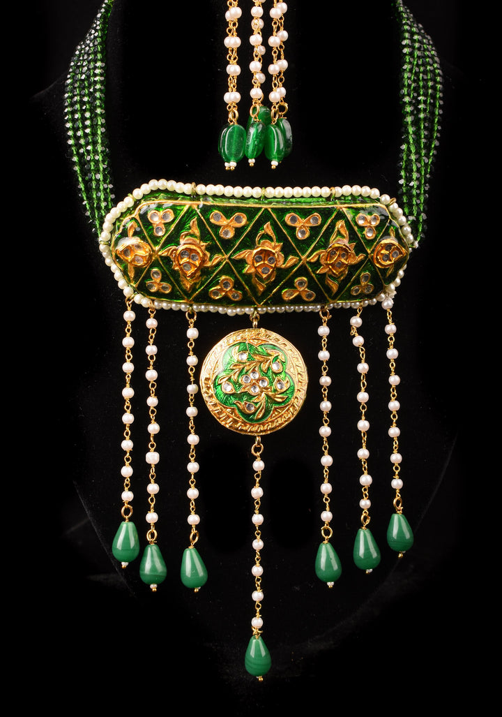 Green and Gold Lacquer Choker Set with Raindrop Design Danglings