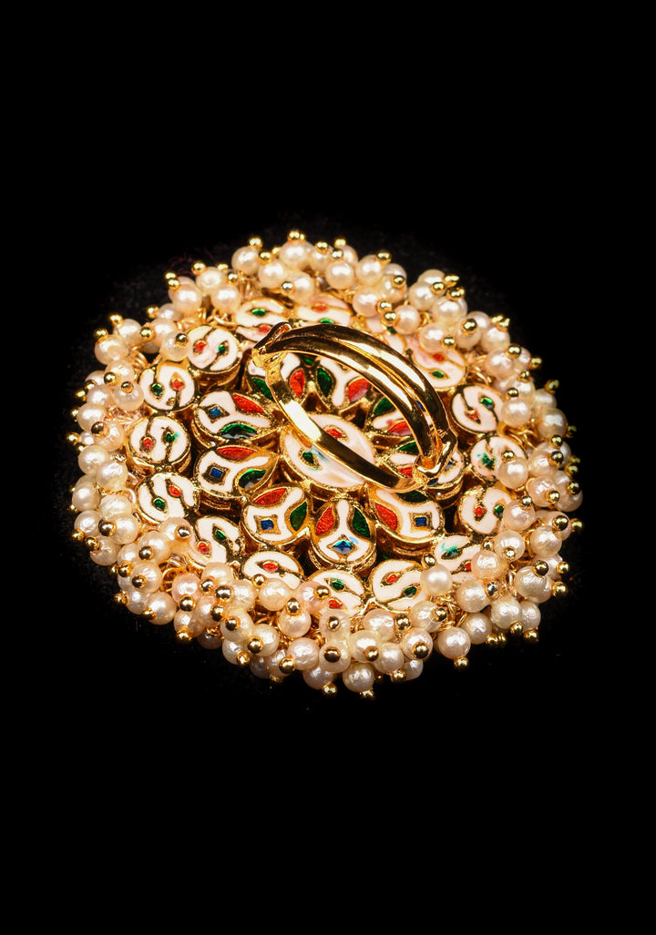 Oversized kundan and beads finger ring, adjustable