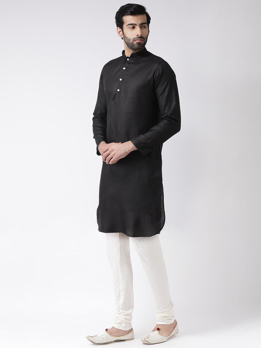 Men Black Solid Dyed Kurta | SHOBITAM