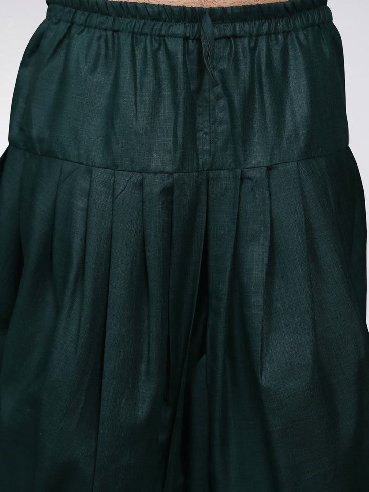 Men Off White Kurta Dhoti Set | SHOBITAM