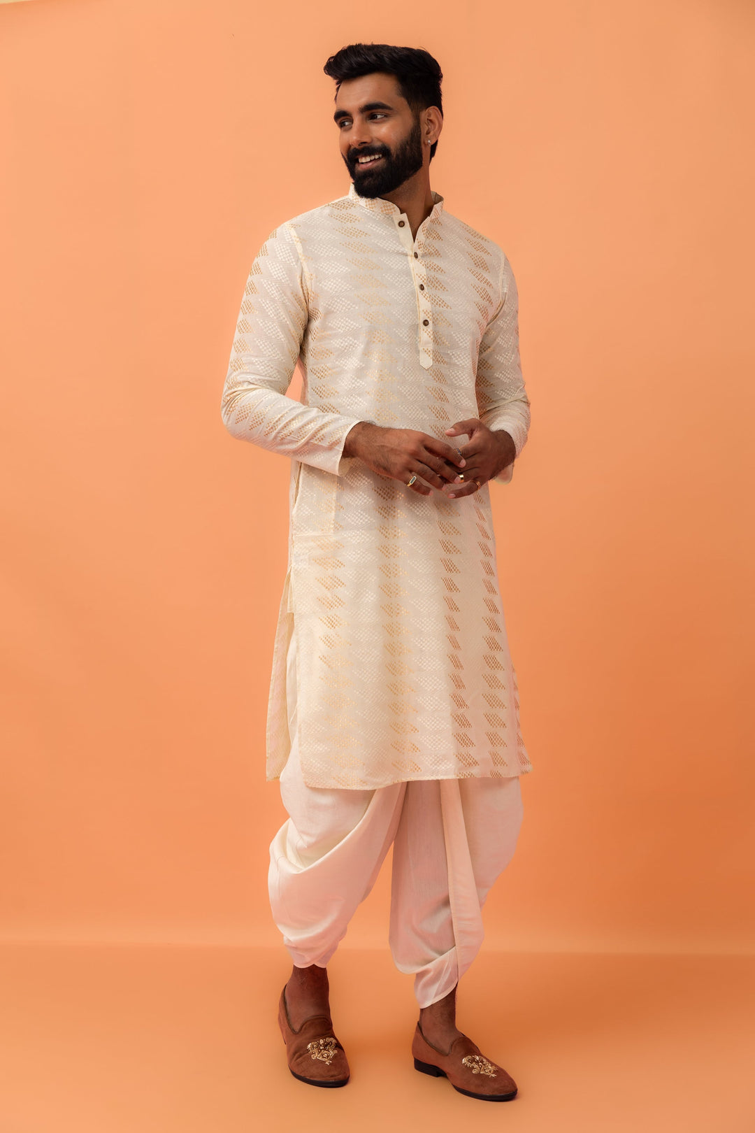 Cream Silk Blend Geometric Pattern Kurta Set | SHOBITAM