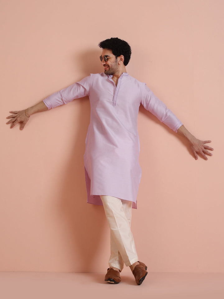 Men Lavender Solid Kurta  | SHOBITAM