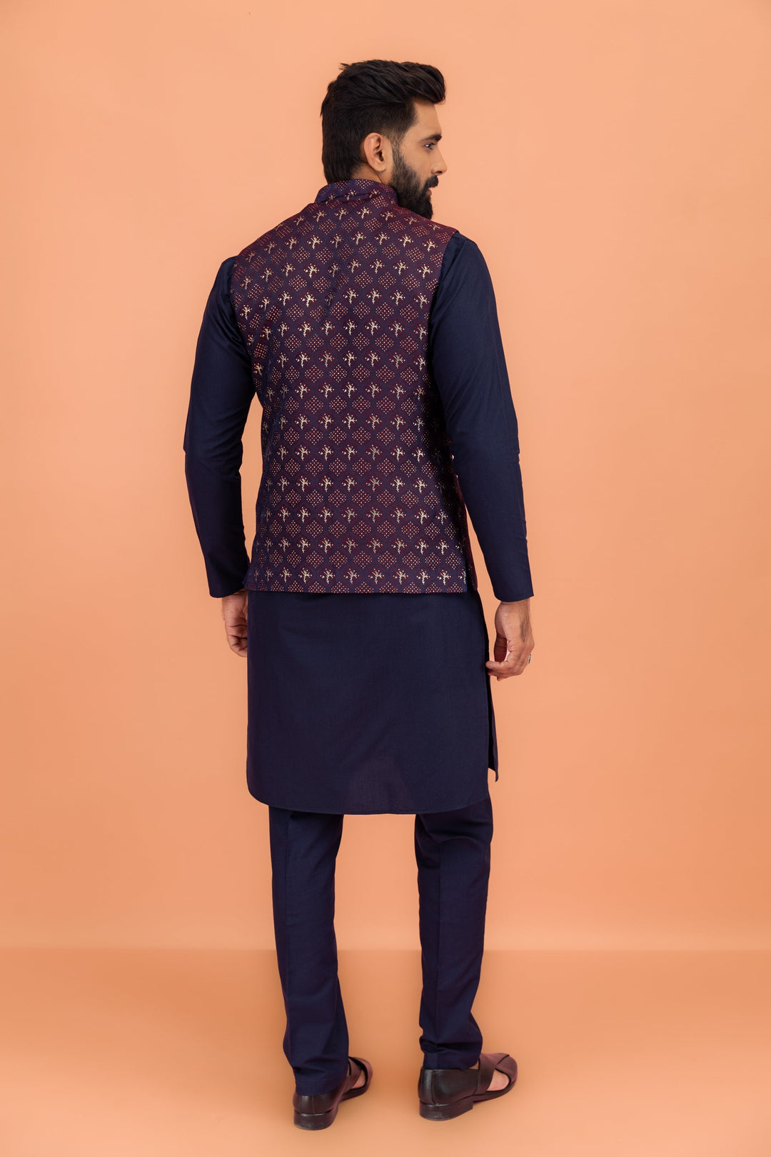 Men Maroon Textured Nehru Jacket | SHOBITAM
