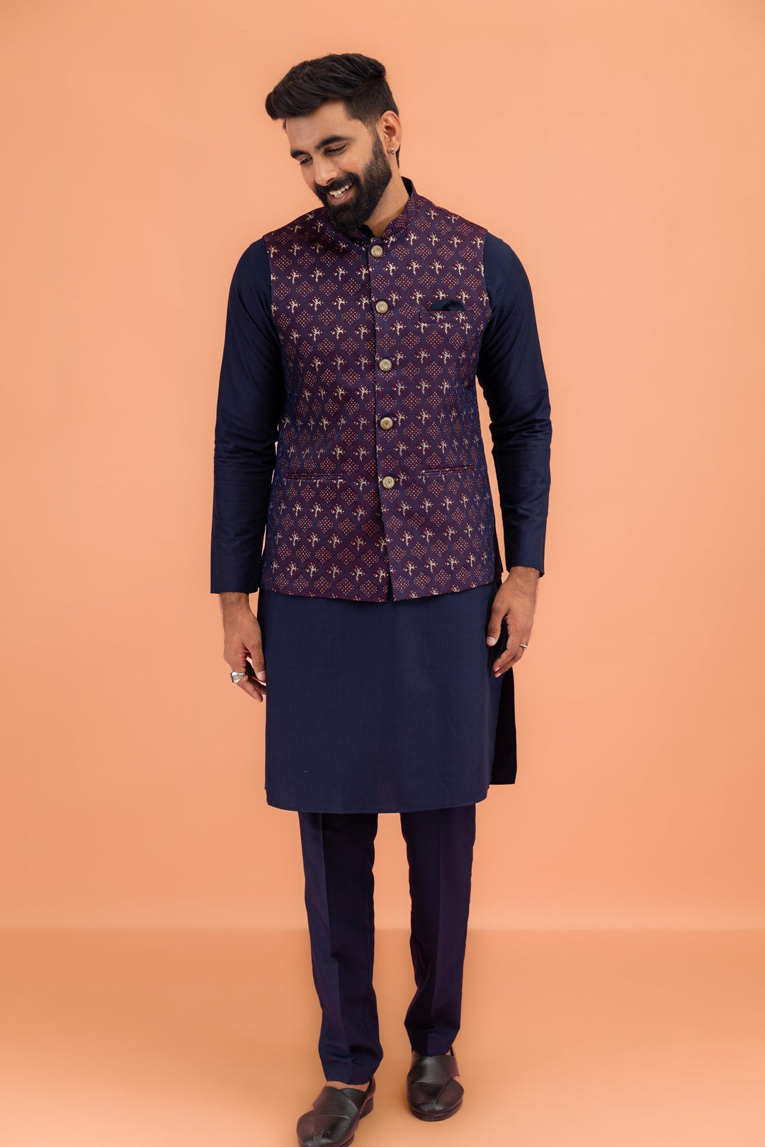 Men Maroon Textured Nehru Jacket | SHOBITAM