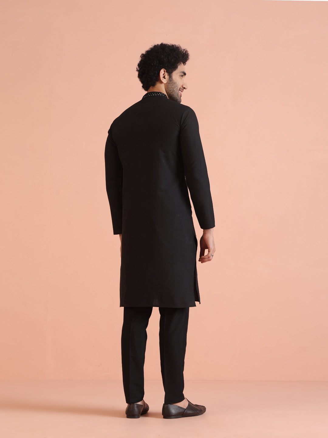 Black Cotton Silk Mirror Work Kurta | SHOBITAM