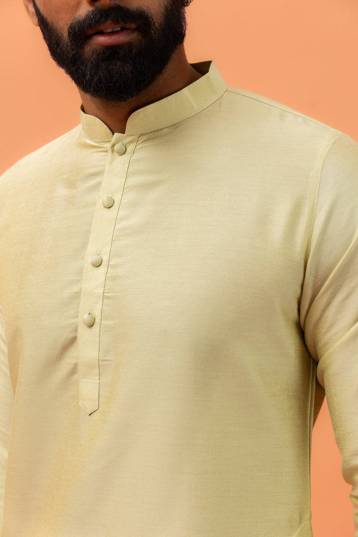 Men Green Kurta | SHOBITAM