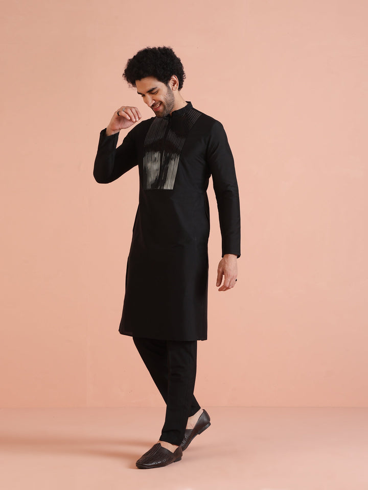 Men Black Tape Work Embellished Kurta | SHOBITAM