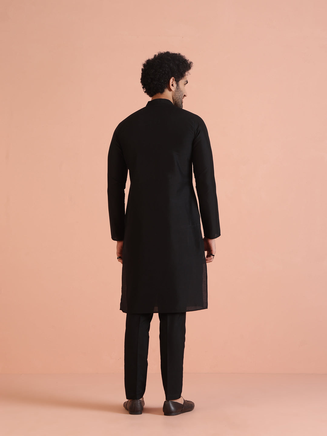 Men Black Tape Work Embellished Kurta | SHOBITAM