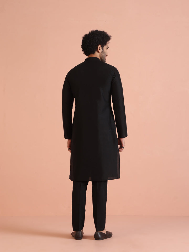 Men Black Tape Work Embellished Kurta | SHOBITAM