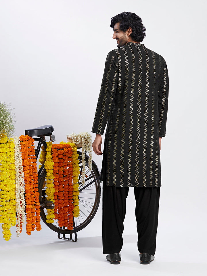 Black Cotton Metallic Printed Long Kurta | SHOBITAM