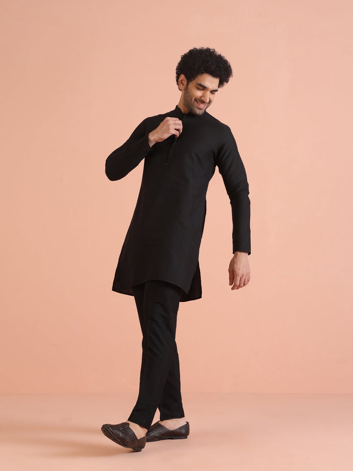 Black Solid Mid Kurta | SHOBITAM
