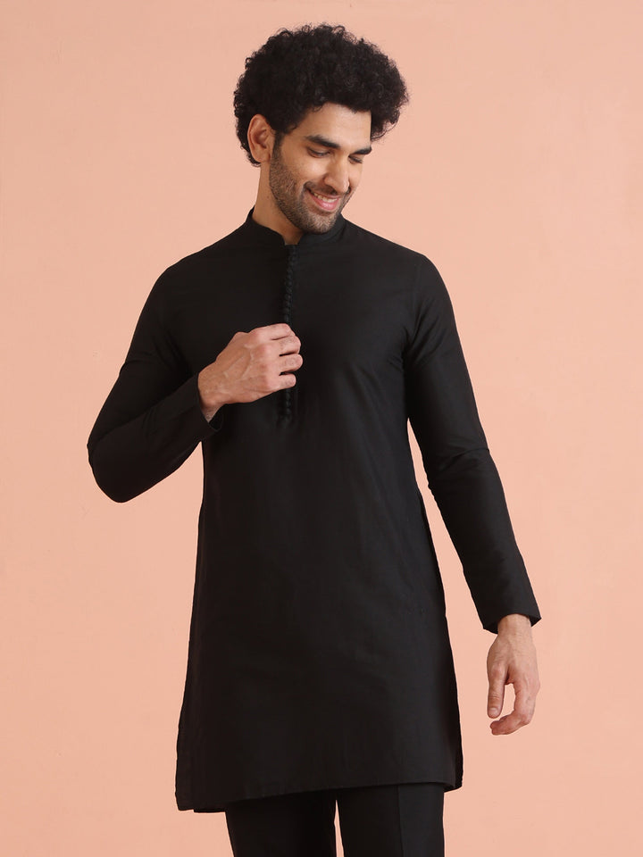 Black Solid Mid Kurta | SHOBITAM