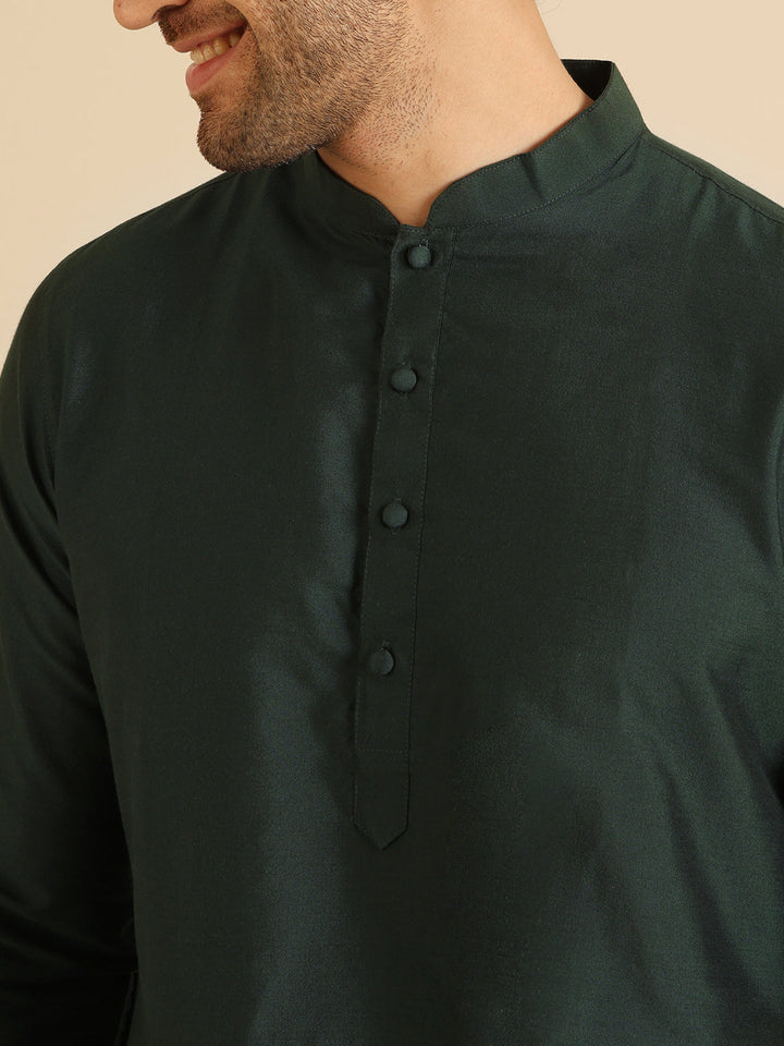 Green Silk Blend Solid Long Kurta | SHOBITAM