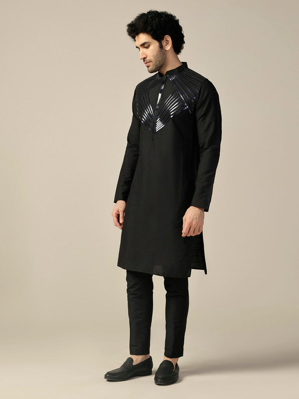 Black  Metallic Geometric Long Kurta | SHOBITAM