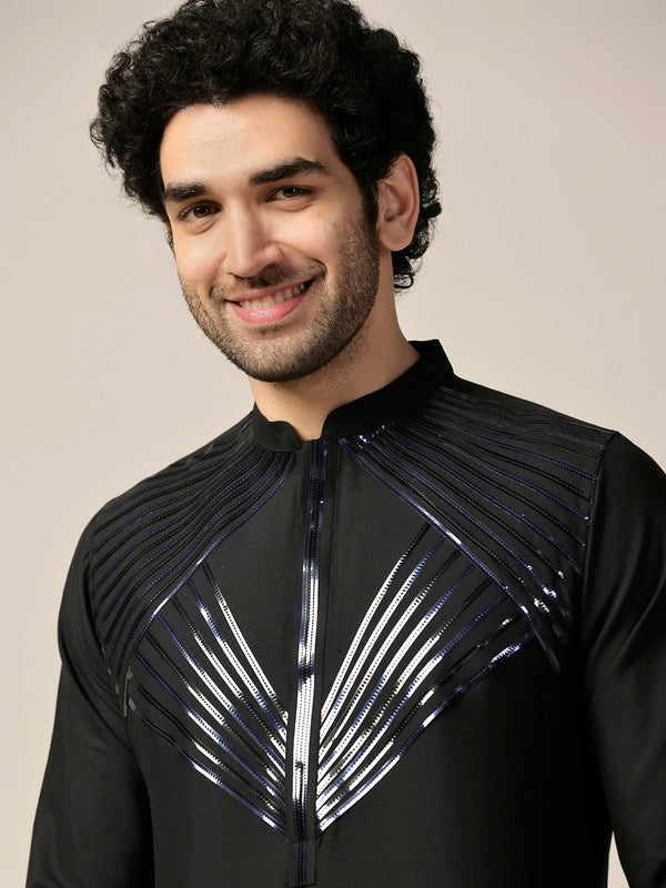 Black  Metallic Geometric Long Kurta | SHOBITAM