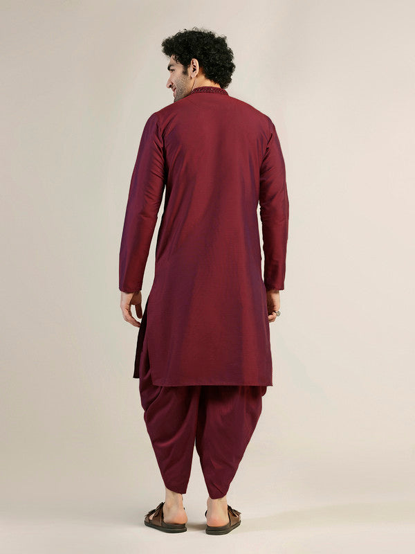 Maroon Embroidered Silk Blend Kurta | SHOBITAM