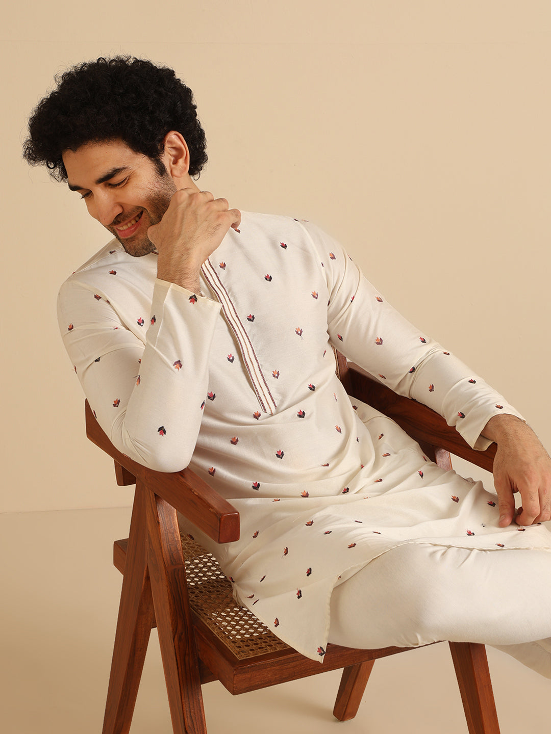 Cream Cotton Blend Embroidered Kurta | SHOBITAM
