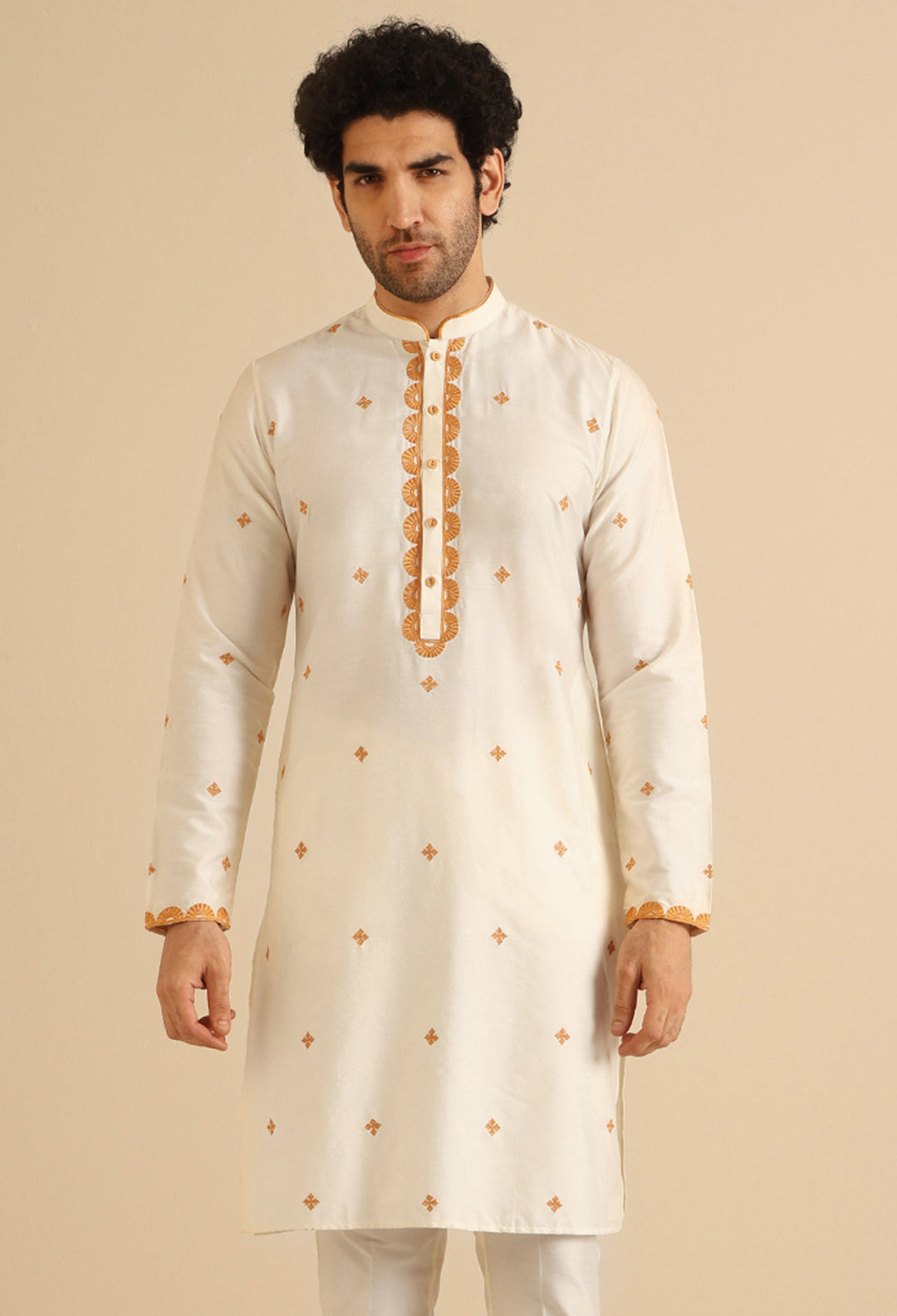 Off White Silk Blend Golden Embroidered Kurta | SHOBITAM