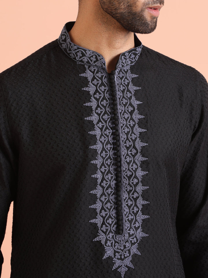 Black Textured Silk Blend Embroidered Kurta | SHOBITAM