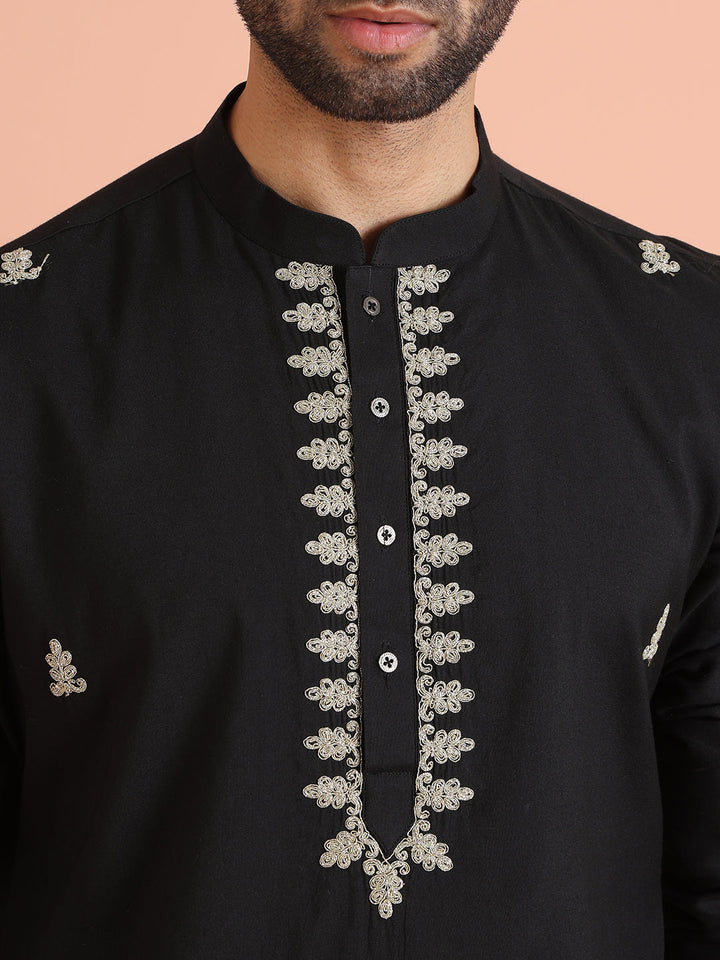 Black Kurta with Silver Thread Embroidery | SHOBITAM