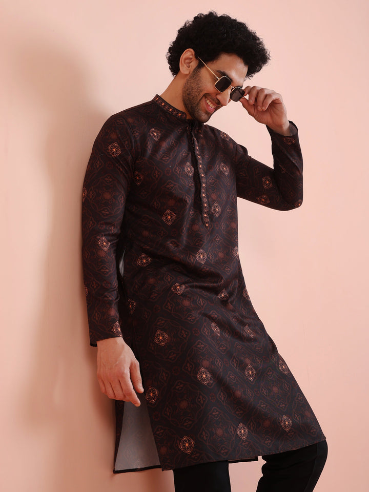 Men Black Printed Geometric Kurta | SHOBITAM
